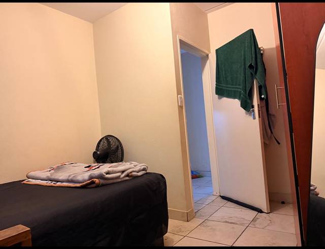 3 BEDROOM APARTMENT FOR SALE IN WATERVAL EAST